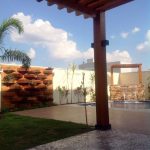 Casa Toscana com Pergolado Quintal