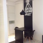 Design Interior em Quarto de Motel por Arquitetos