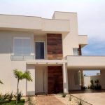 Fachada de Residência Moderna por Arquitetos